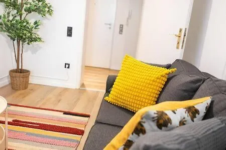 Grand Apartment Close To The Isar And Citycenter Munich Germany